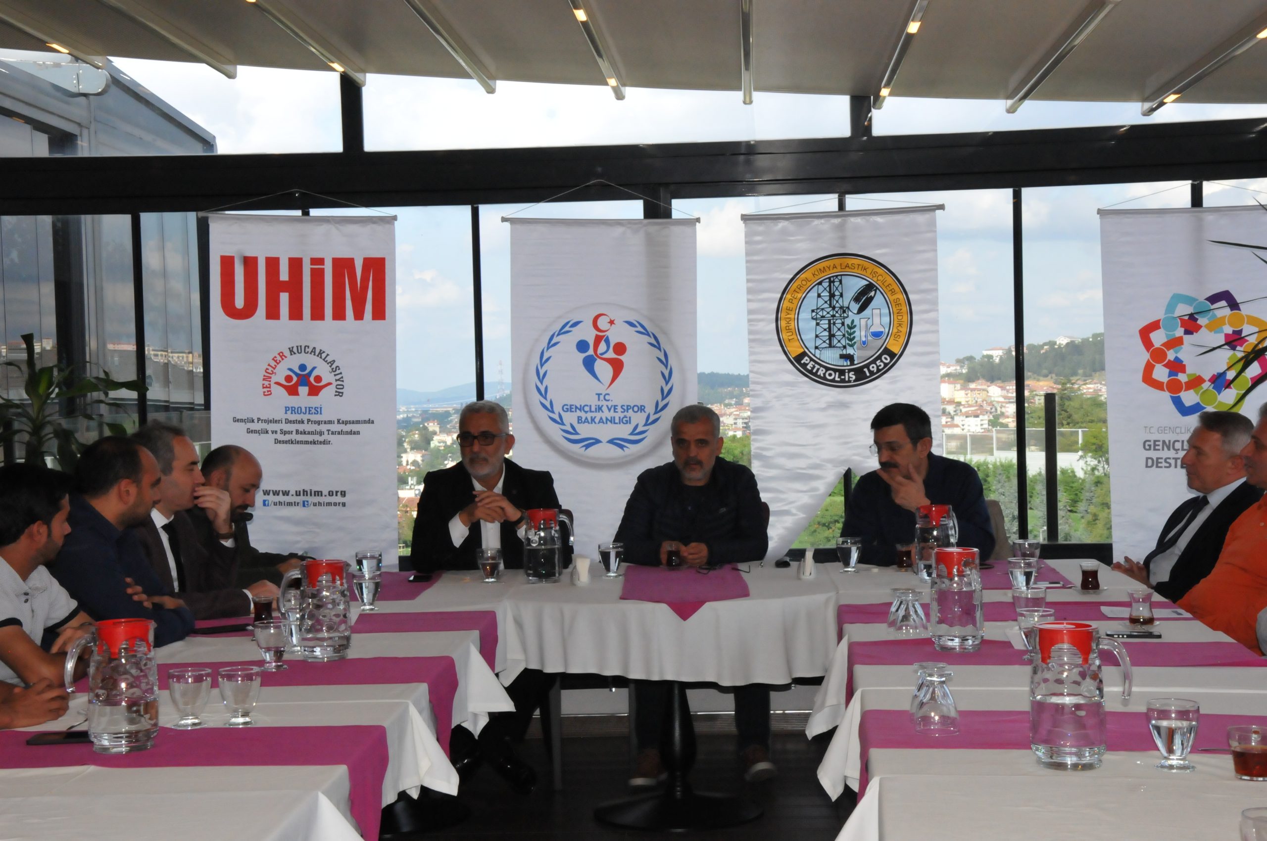 "Gençler Kucaklaşıyor" Projesi Öğrencilerinden Genel Başkanımıza Ziyaret