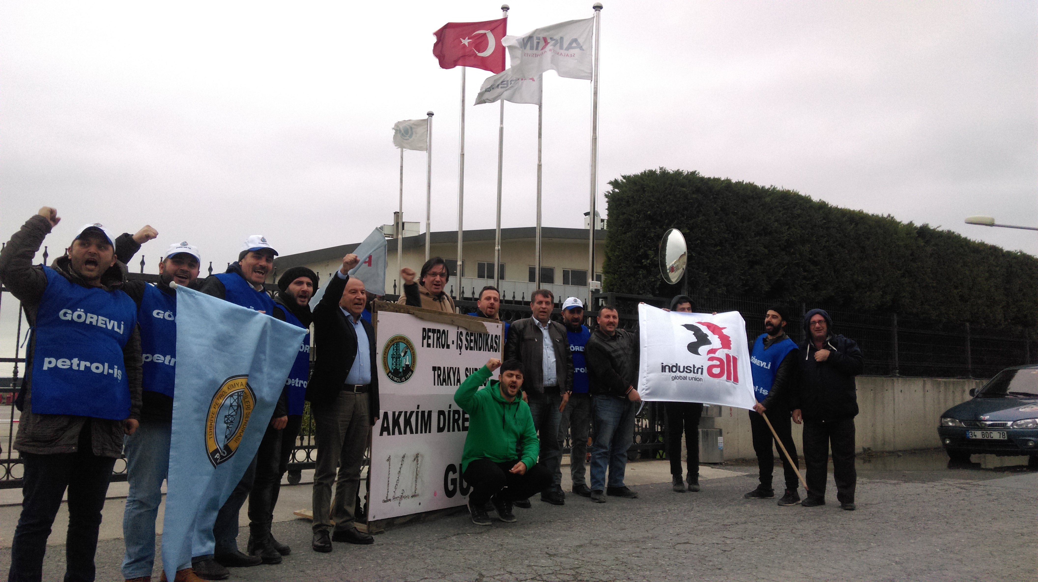 Akkim direnişine IndustriALL’dan dayanışma ziyareti