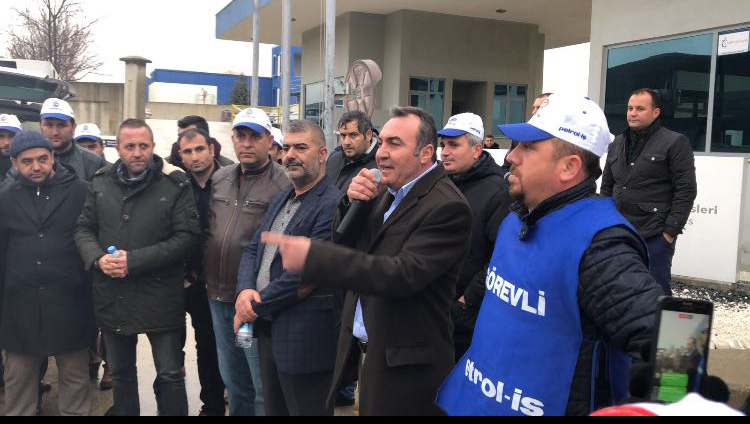 Poliya İşyerinde Uyarı Eylemi