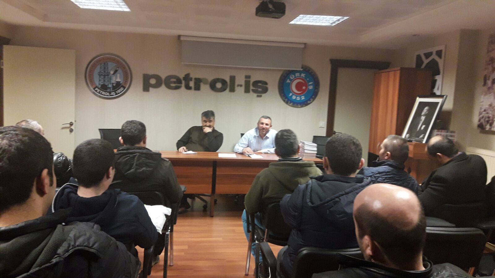 Mutlu Akü'de Değerlendirme Toplantısı