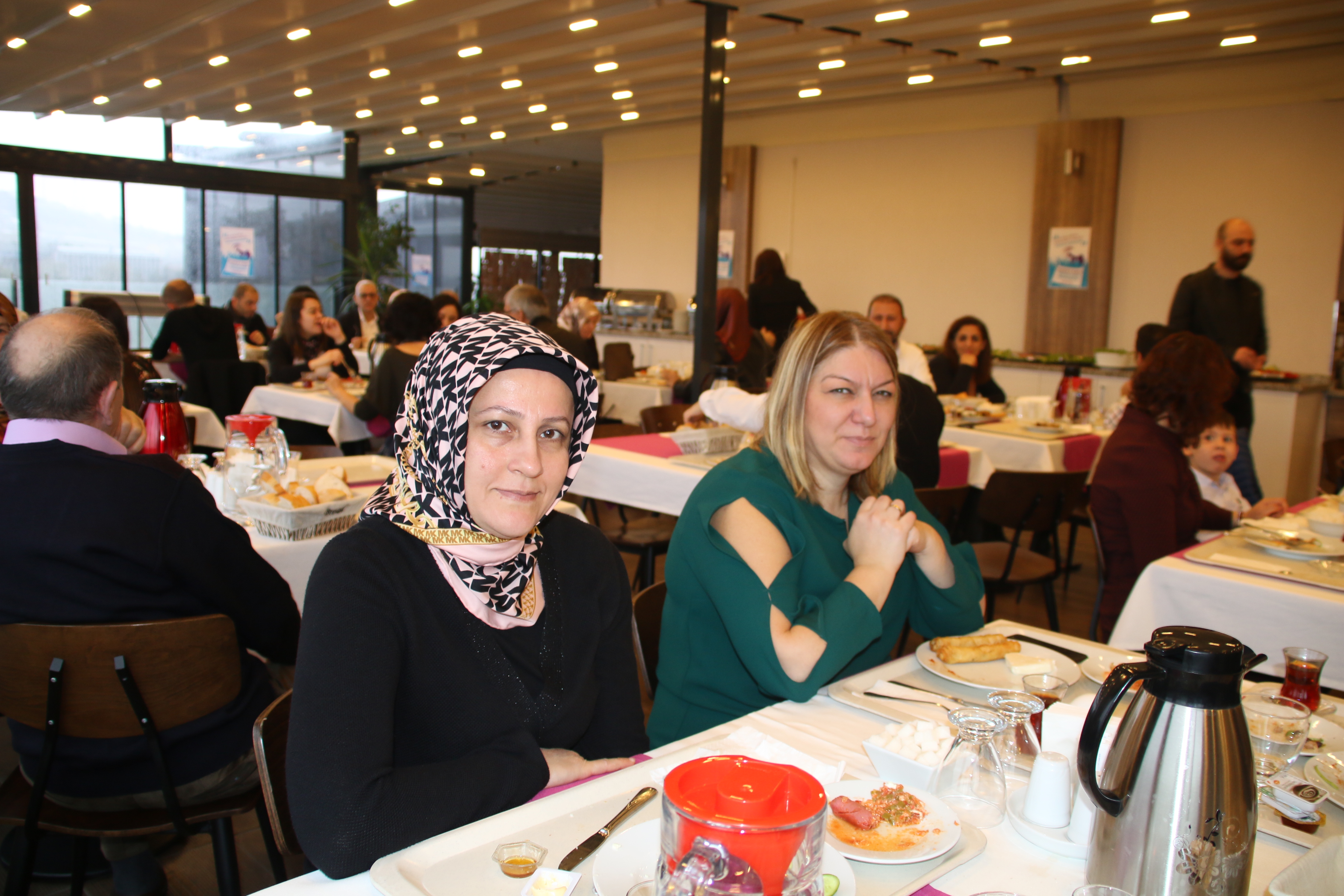 Mersin Şubemizde Yeni Örgütlenen 28 Üyemizin Çalıştığı NuStar İşyeri’nde TİS Görüşmelerine Başlandı