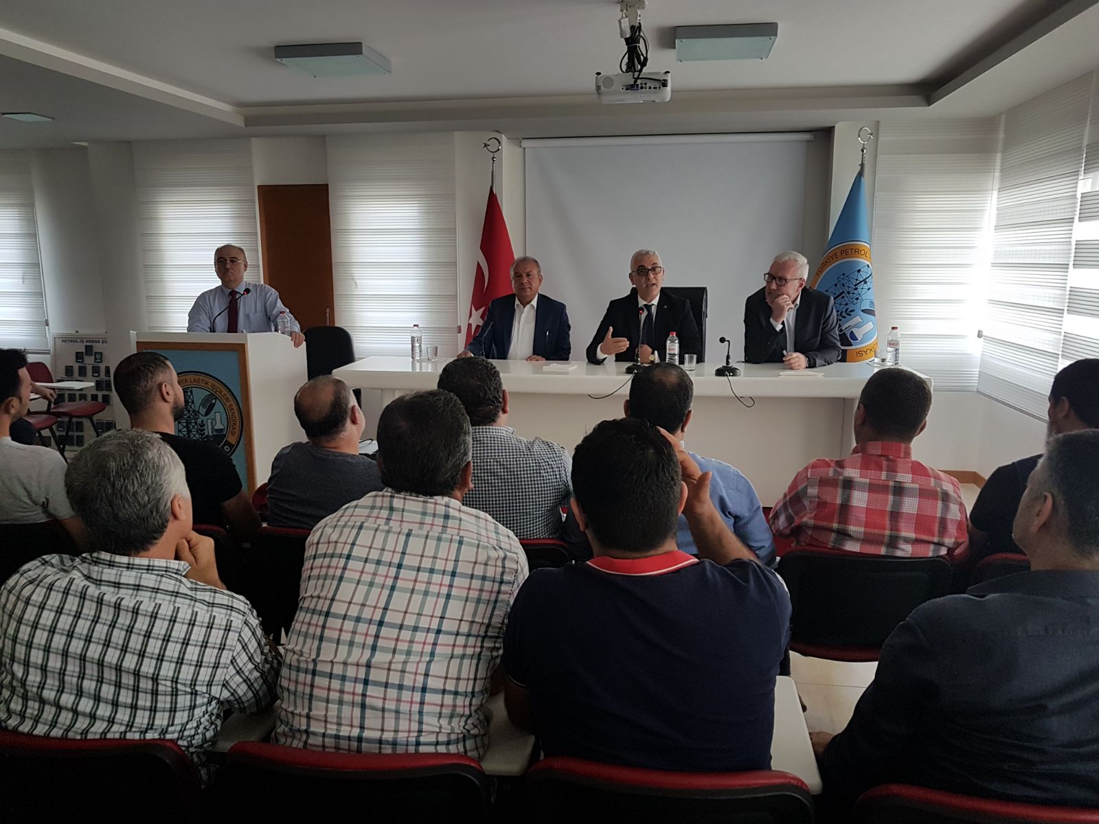 Merkez Yöneticilerimiz Adana Şubemizde SASA’da Çalışan Üyelerimizle Bir Araya Geldi