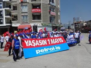 Petrol-İş 1 Mayıs’ı Hatay,İtfaiye Meydanı’nda Kutladı
