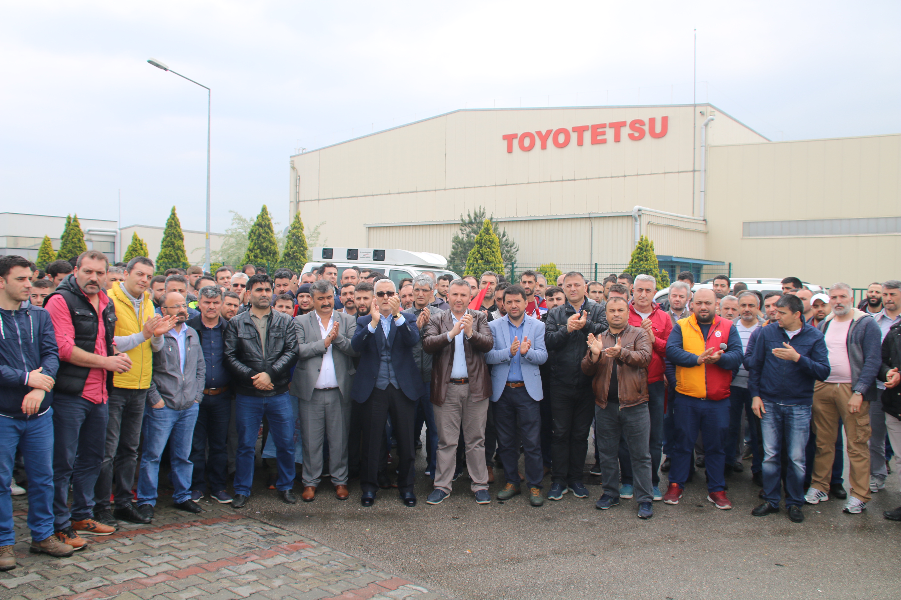 Neşe Plastik İşyerinde Greve Çıkıldı