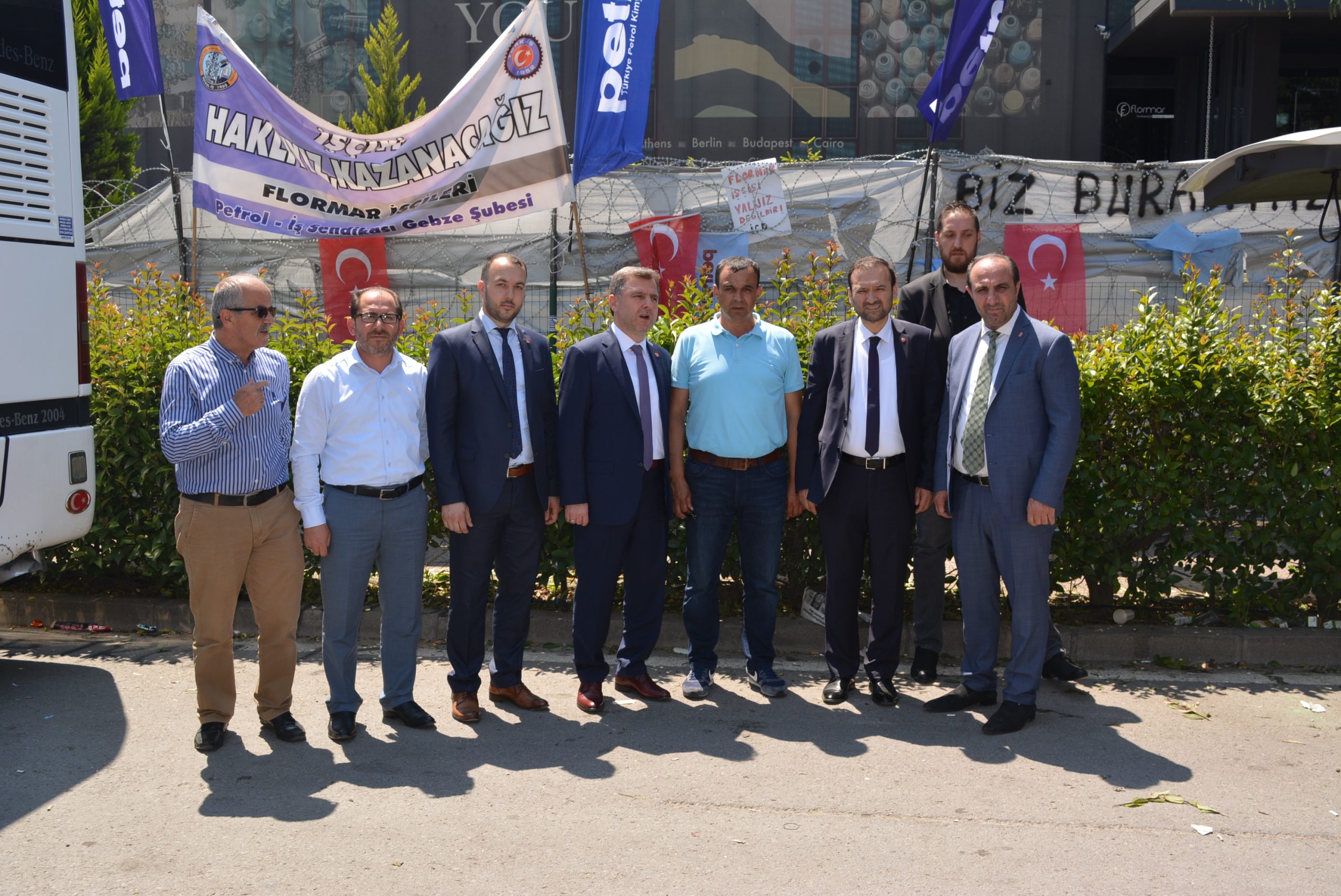 FLORMAR'DA DİRENİŞ SÜRÜYOR
