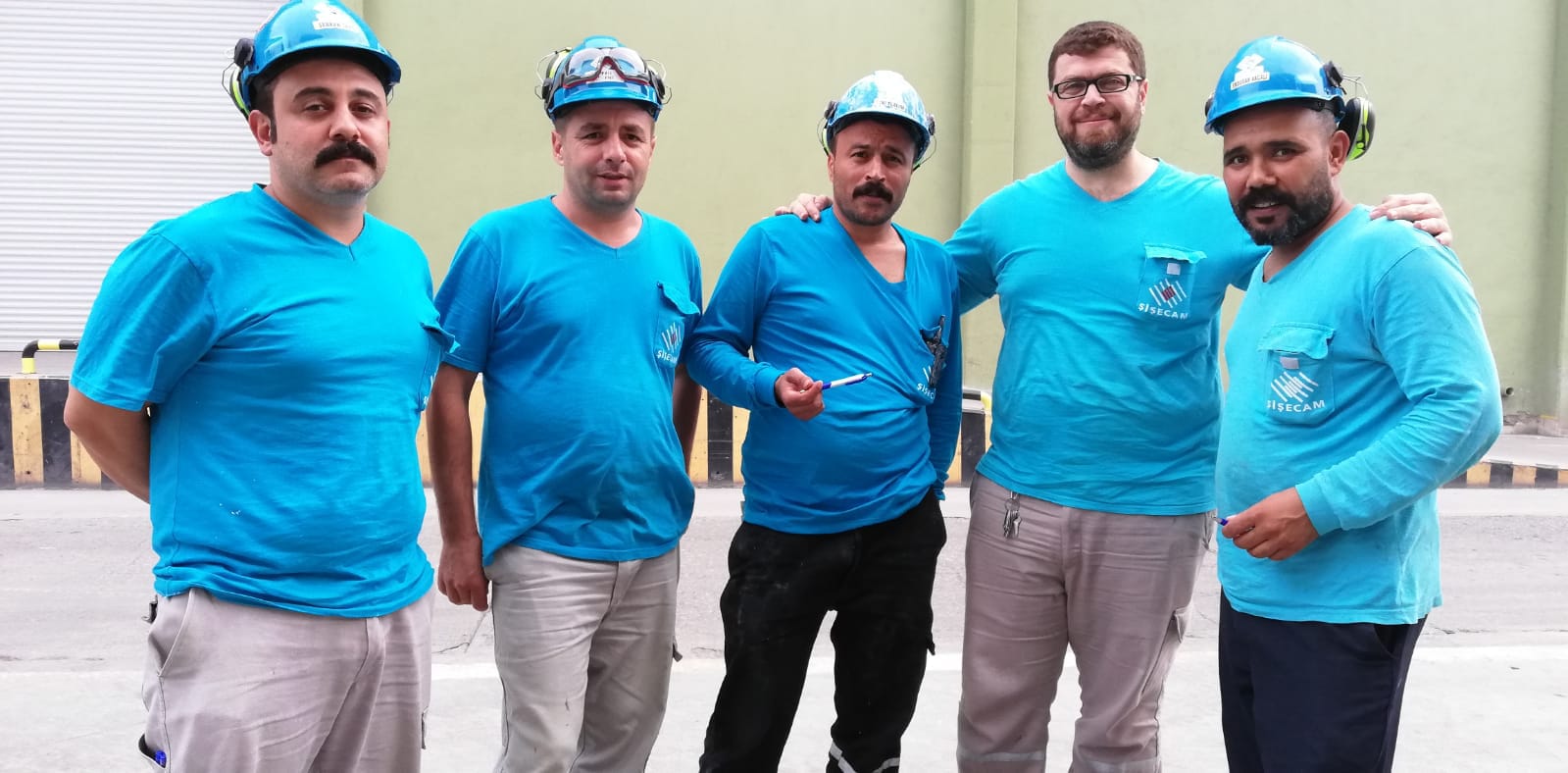 Kromsan İşçilerinden Flormar İşçilerine Destek