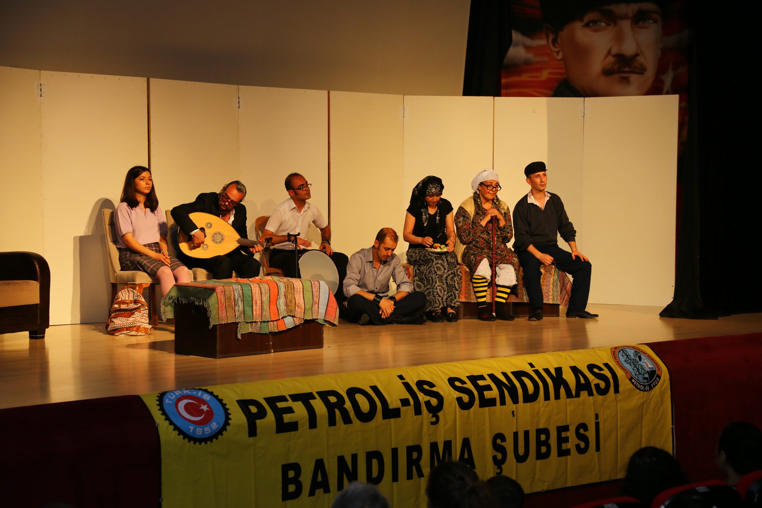 Bandırma Şubemizde Tiyatro Gösterisi