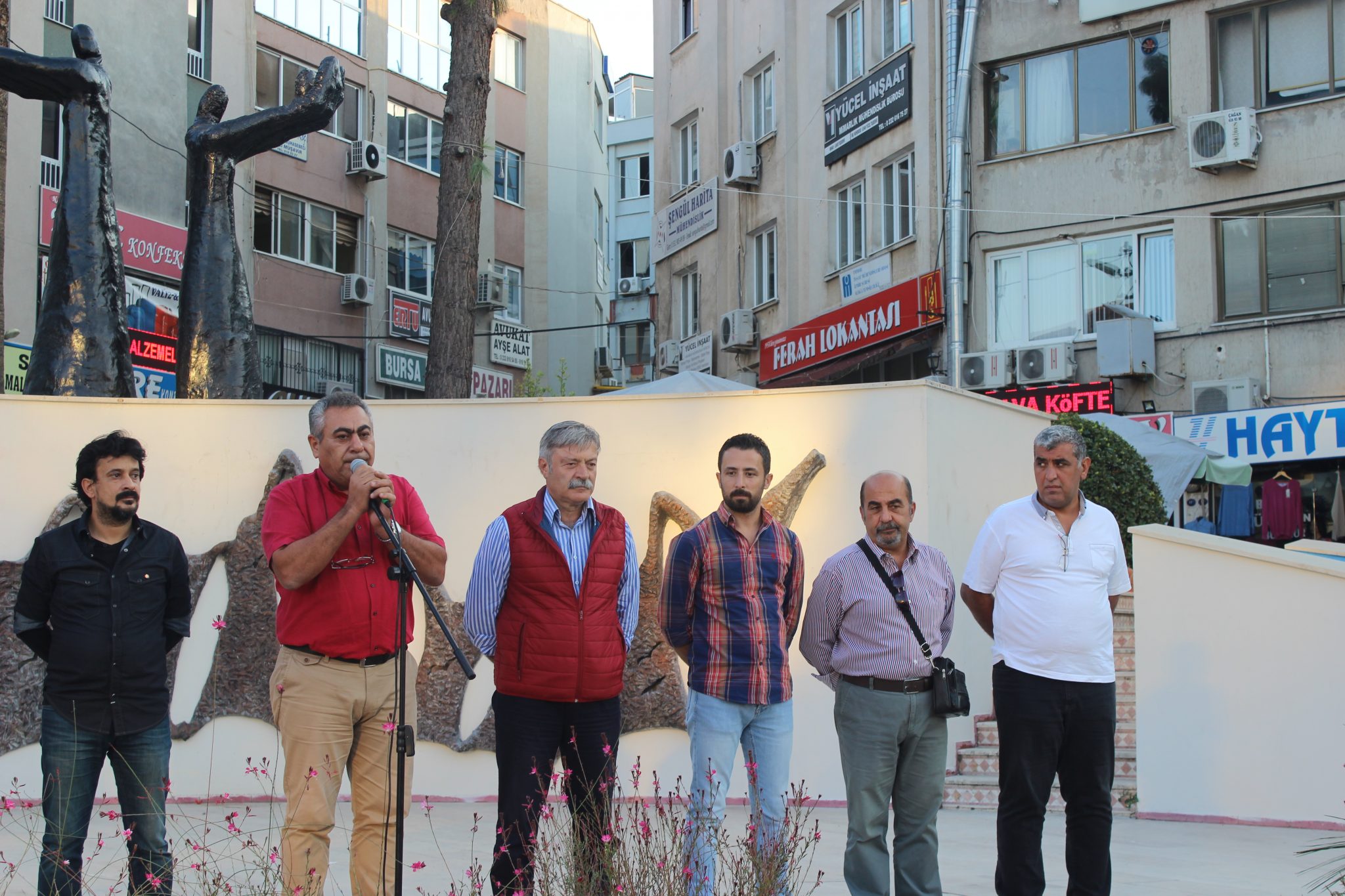 Aliağa Emek ve Demokrasi Platformu İmza Kampanyası Başlattı