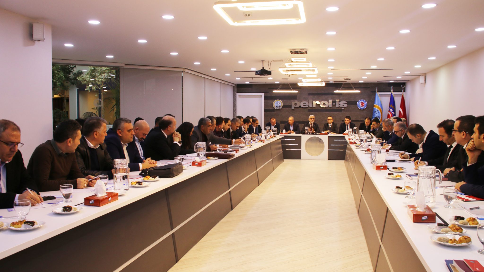 TÜPRAŞ’ta TİS Görüşmeleri Başladı