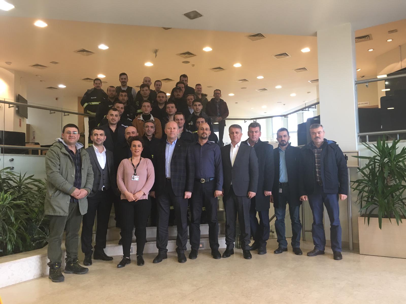 TÜPRAŞ İZMİT RAFİNERİSİNDE TEMSİLCİ SEÇİMİ YAPILDI