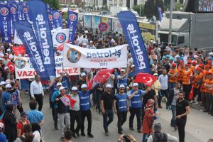 Düzce Şubemiz 1 Mayıs’ı  Kocaeli, İzmit Milli İrade Meydanı’nda Kutladı