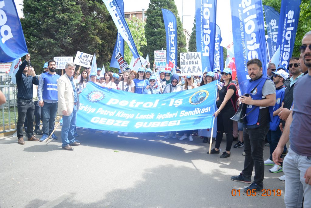 Gebze Şubemiz 1 Mayıs'ı Kocaeli Milli İrade Meydanı'nda Kutladı