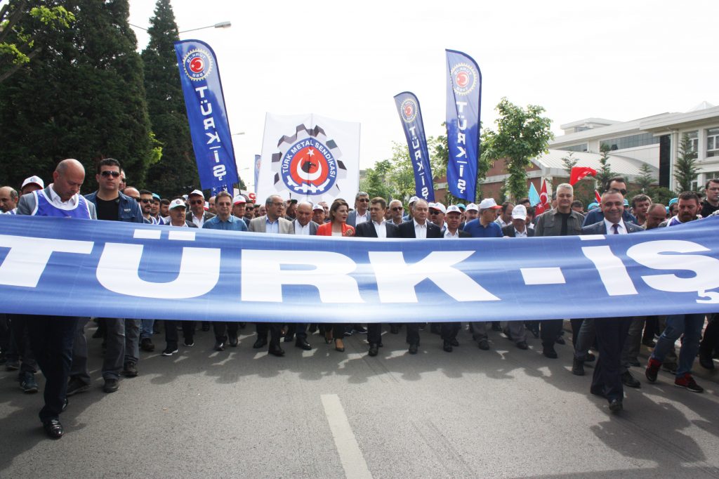 İstanbul 2 Nolu Şubemiz 1 Mayıs'ı Kocaeli, İzmit Milli İrade Meydanı’nda Kutladı
