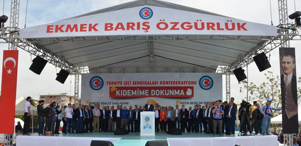 Petrol-İş 1 Mayıs'ı Kocaeli, İzmit Milli İrade Meydanı’nda Kutladı