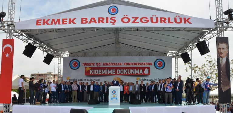 Düzce Şubemiz 1 Mayıs'ı Kocaeli, İzmit Milli İrade Meydanı’nda Kutladı