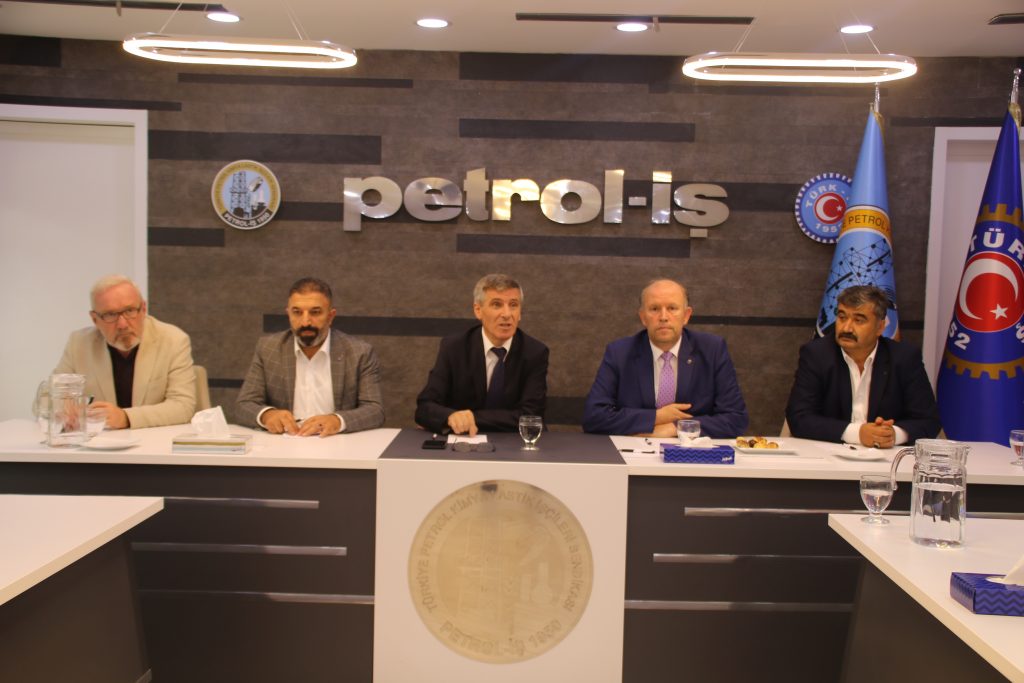 YENİ DÖNEMİN İLK BAŞKANLAR KURULU TOPLANDI