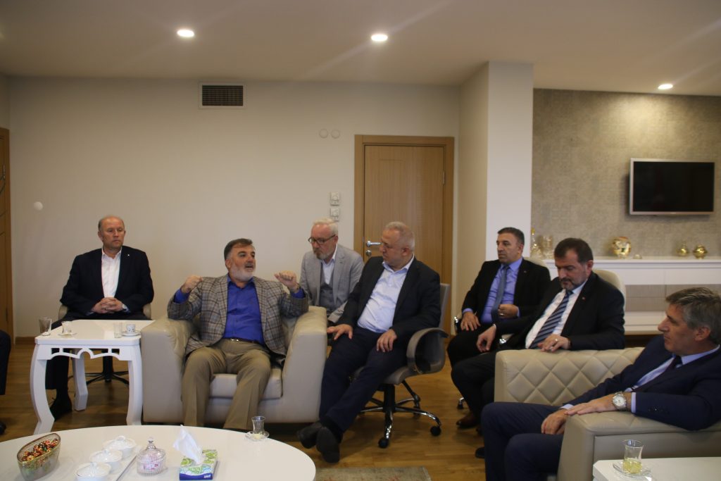 Türk-İş'e Bağlı Sendikalarının Merkez Yöneticilerinden Ziyaret