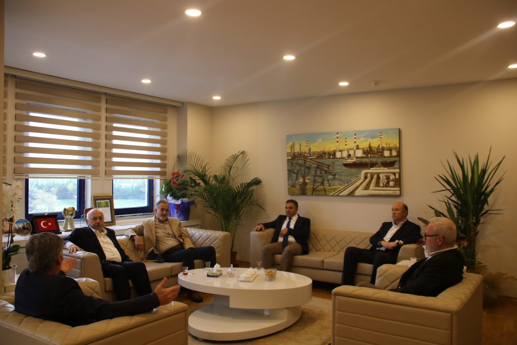 Petlas Yöneticilerinden Sendikamıza Ziyaret