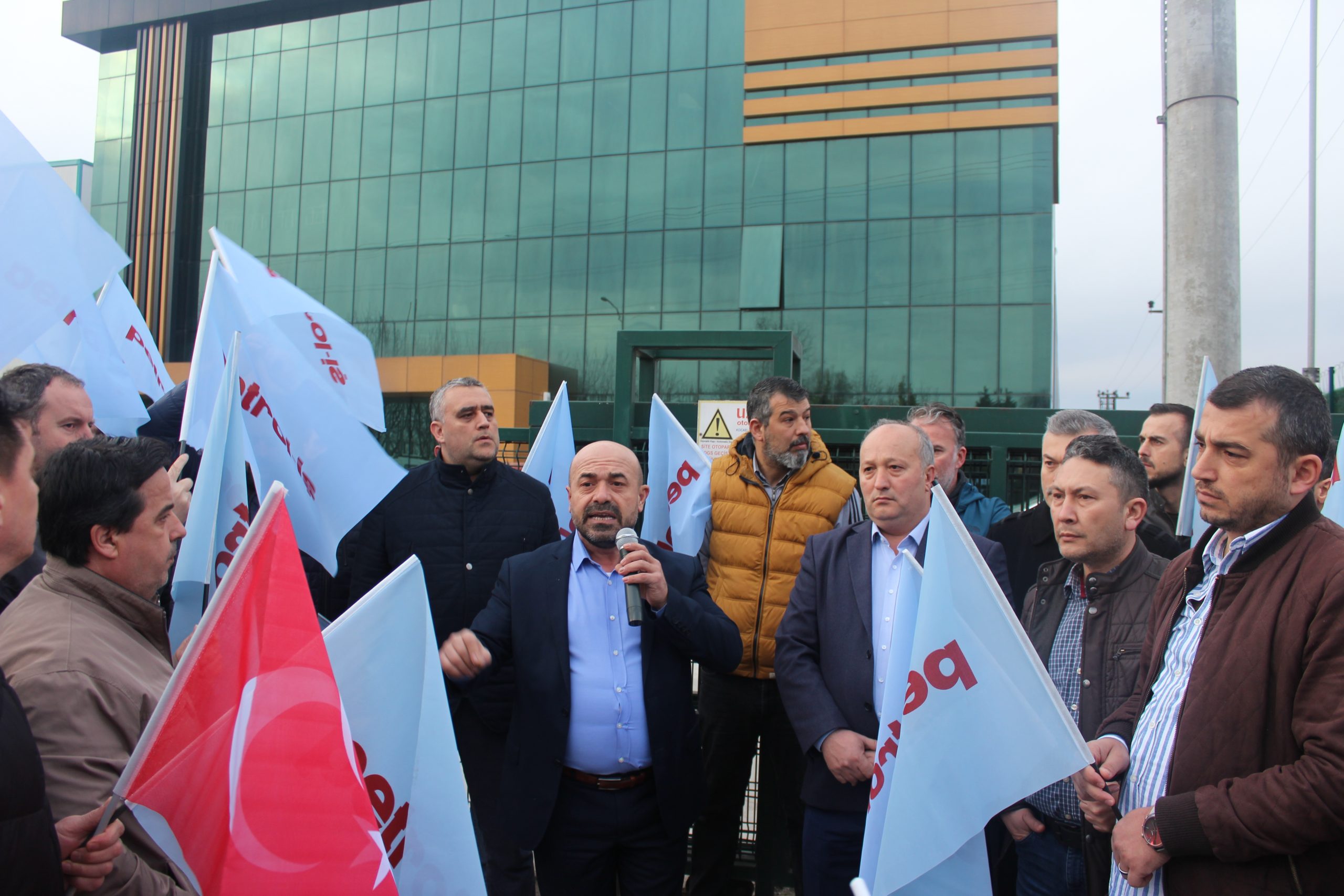 TEM Trafo'da Sendikalı Olma Mücadelesi