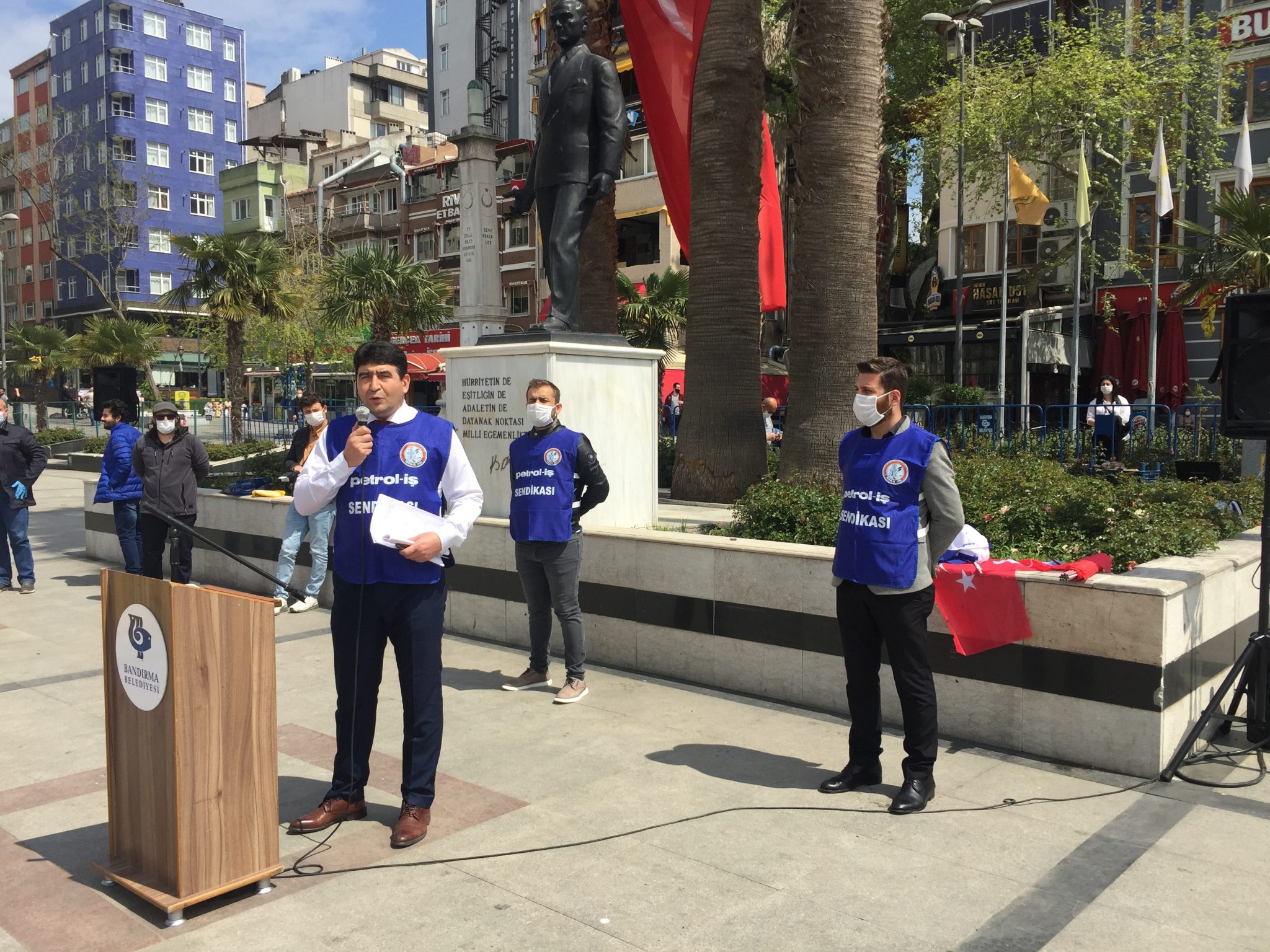 1 Mayıs Bandırma'da Kutlandı