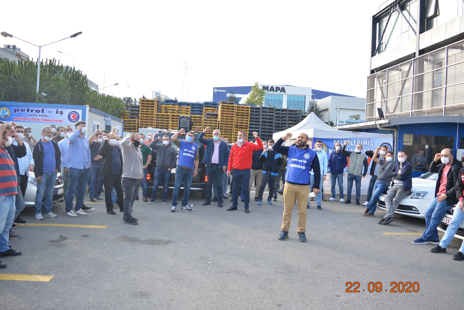 Novares'te Grev Başladı