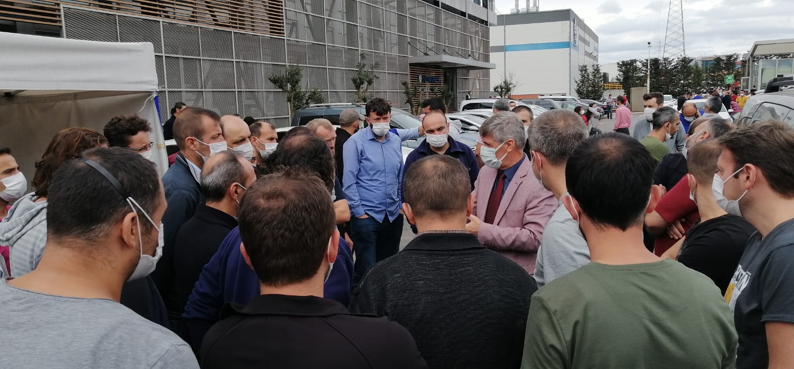 Novares'te Grev Başladı