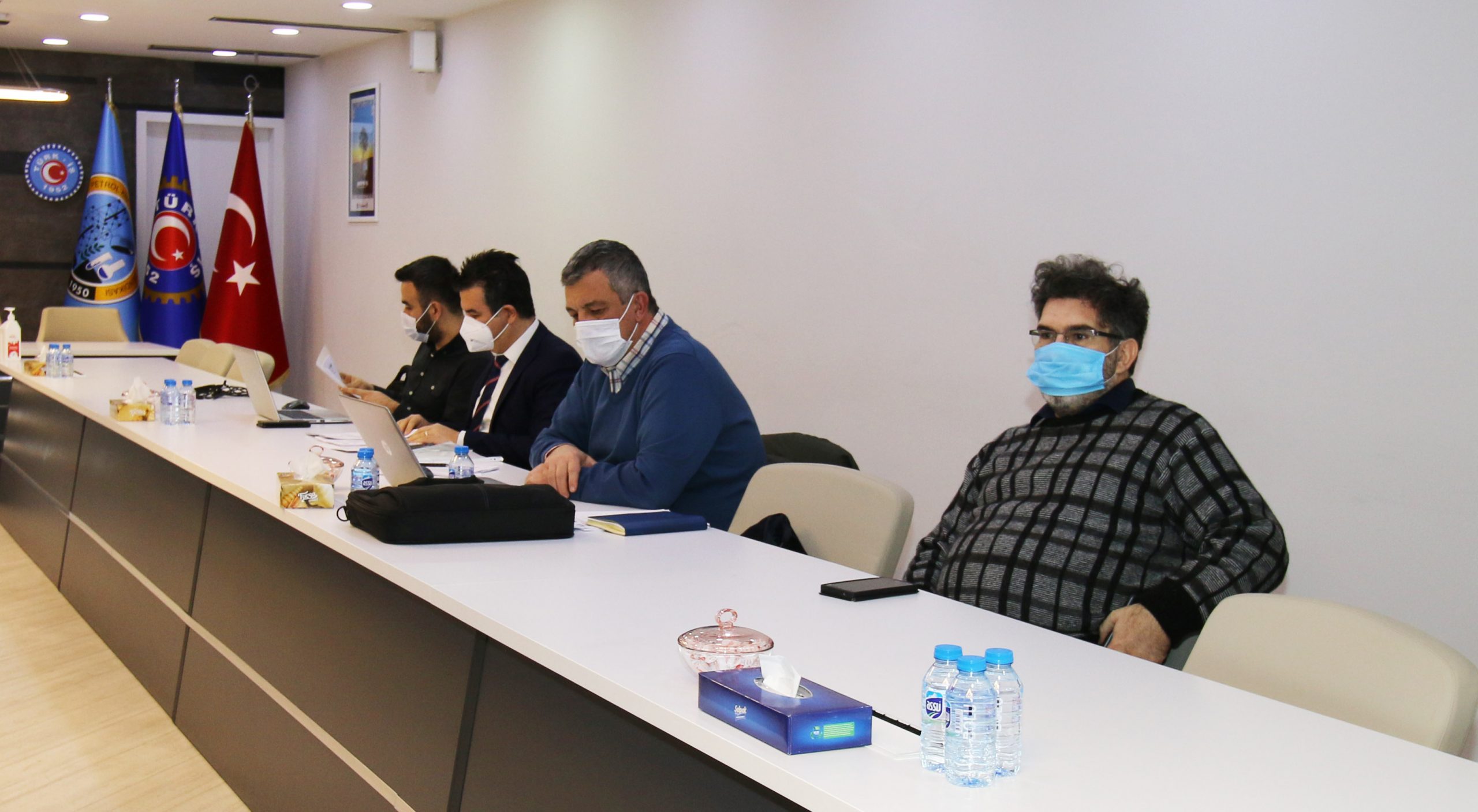 Ege Kimya ve Egesil Kimya İşyerinde TİS Müzakereleri Başladı