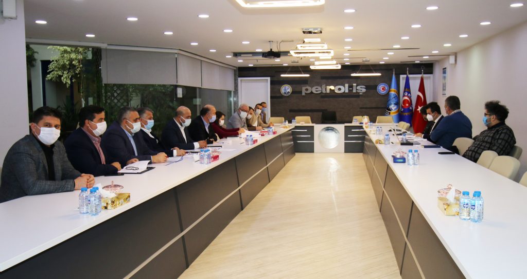 Ege Kimya ve Egesil Kimya İşyerinde TİS Müzakereleri Başladı