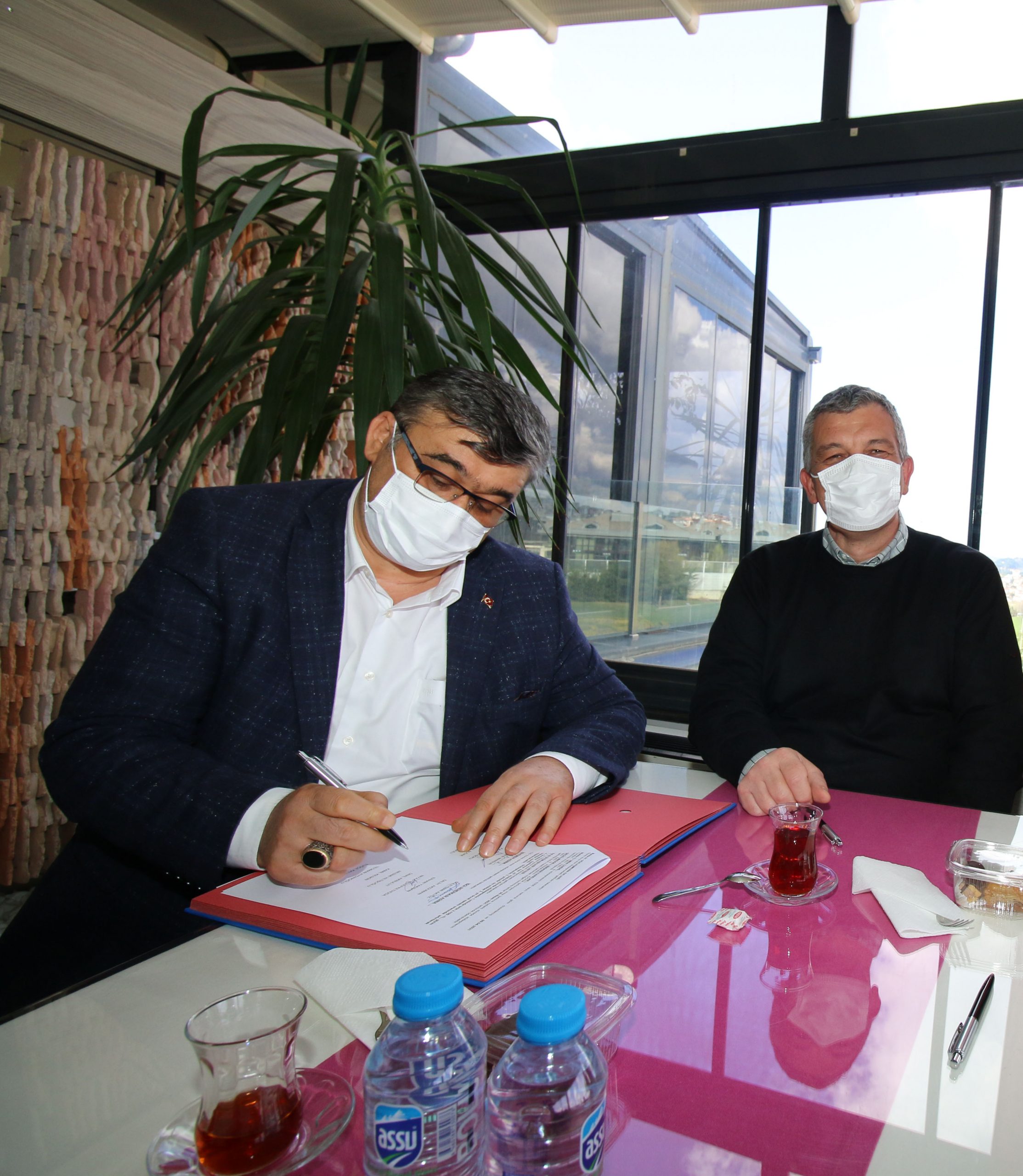 Ege Kimya ve Egesil Kimya İşyerinde TİS İmzalandı