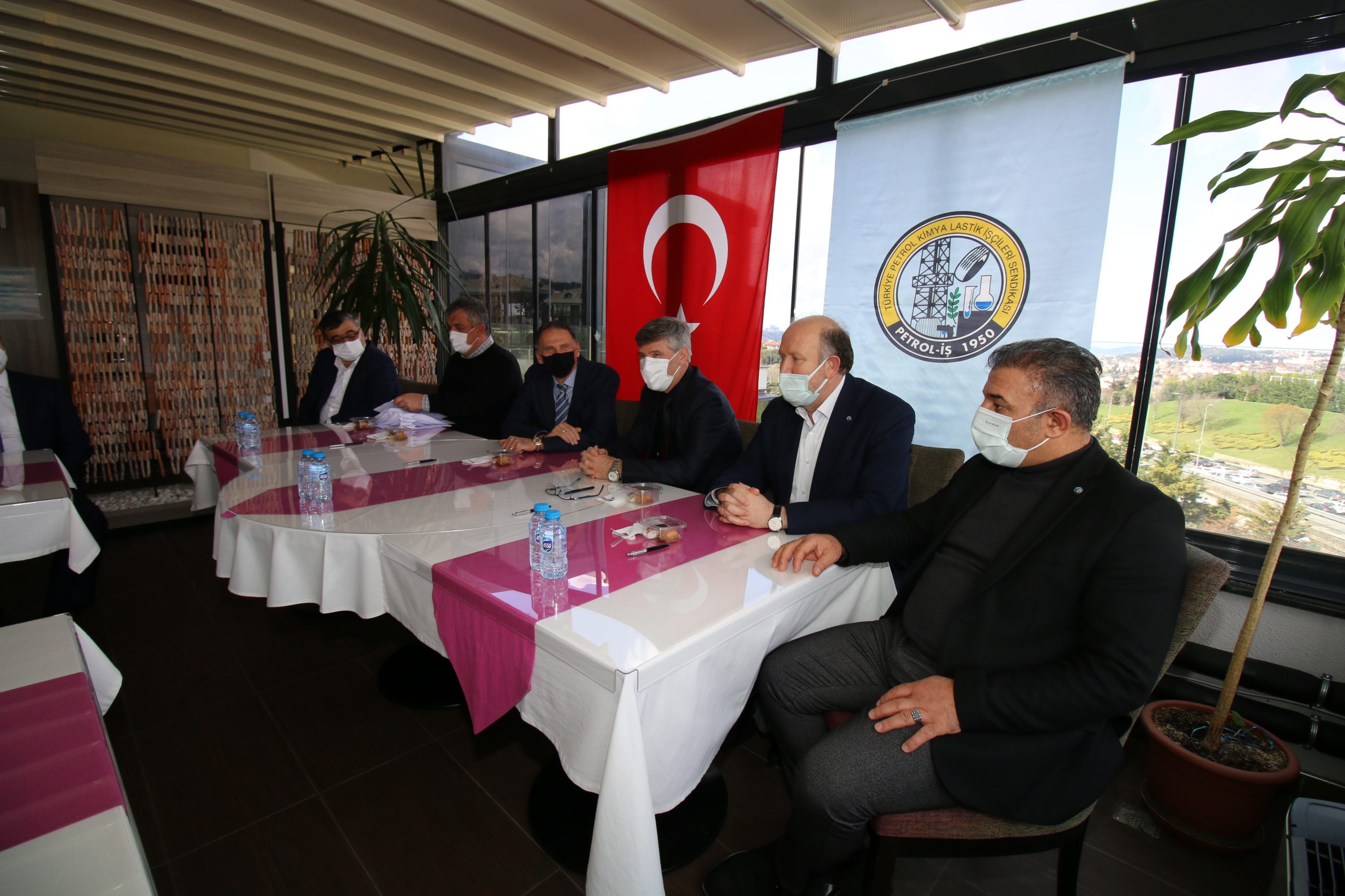 Ege Kimya ve Egesil Kimya İşyerinde TİS İmzalandı