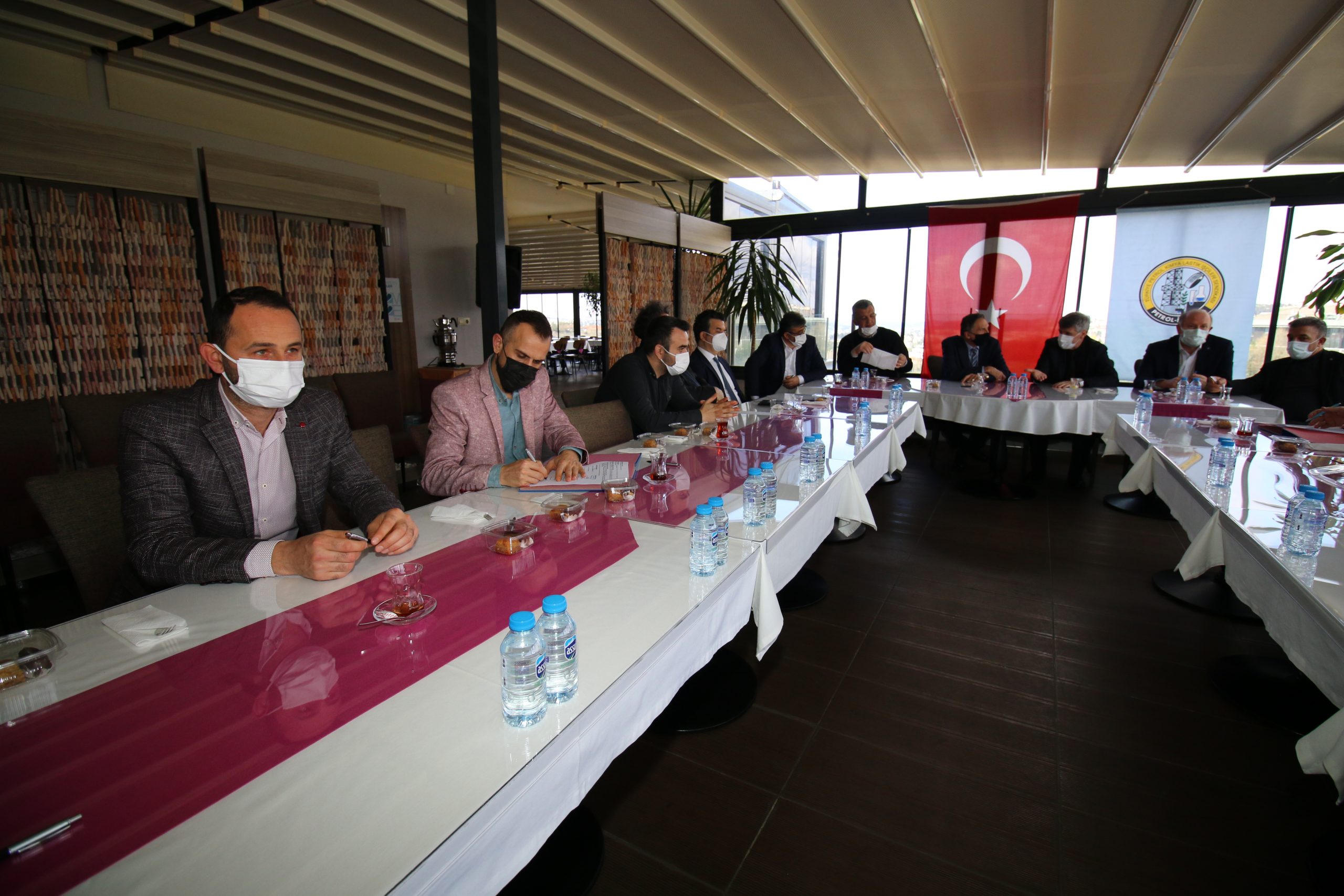 Ege Kimya ve Egesil Kimya İşyerinde TİS İmzalandı