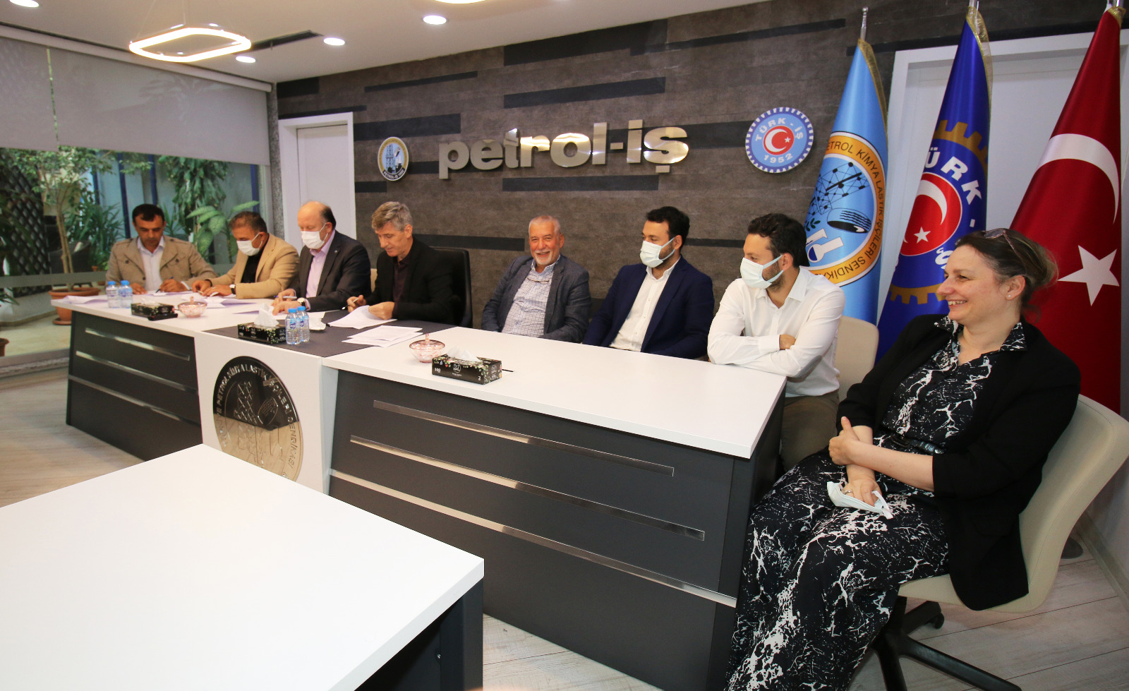 Plascam Plastik ve Plascam Kalıp İşyerlerinde TİS İmzalandı