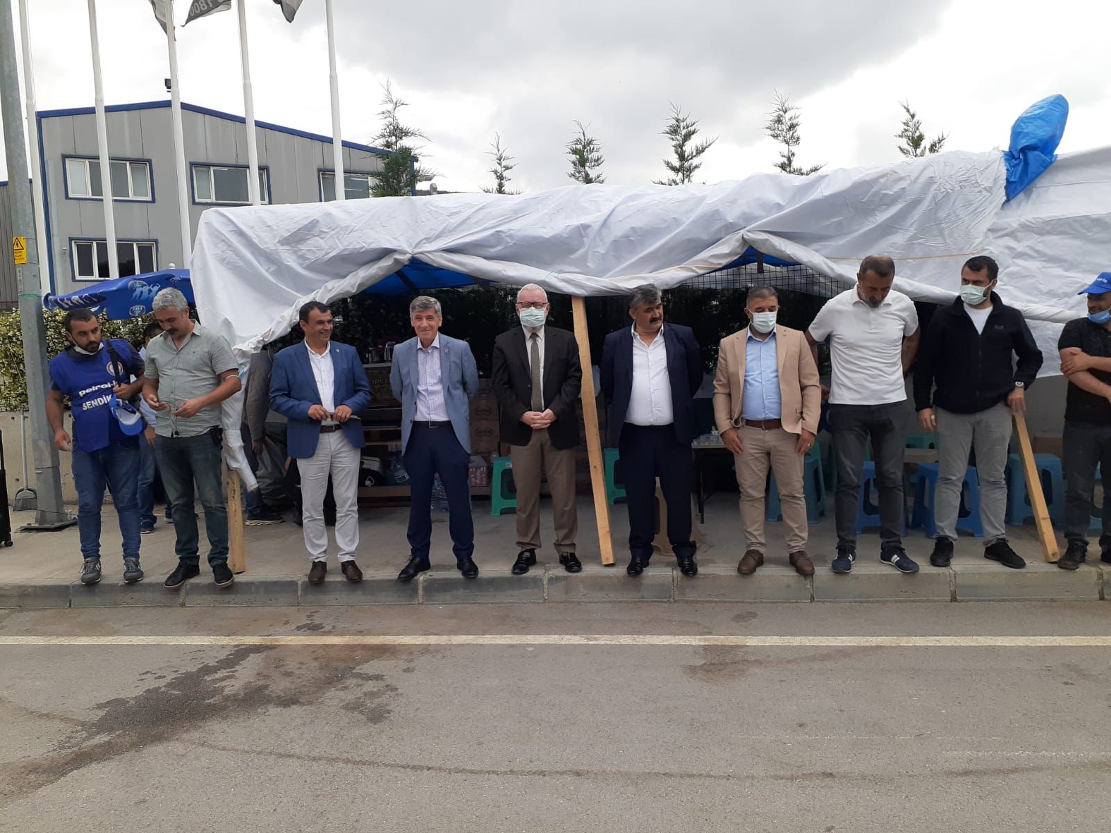 Merkez Yöneticilerimiz Nedex Grevcileriyle Birarada