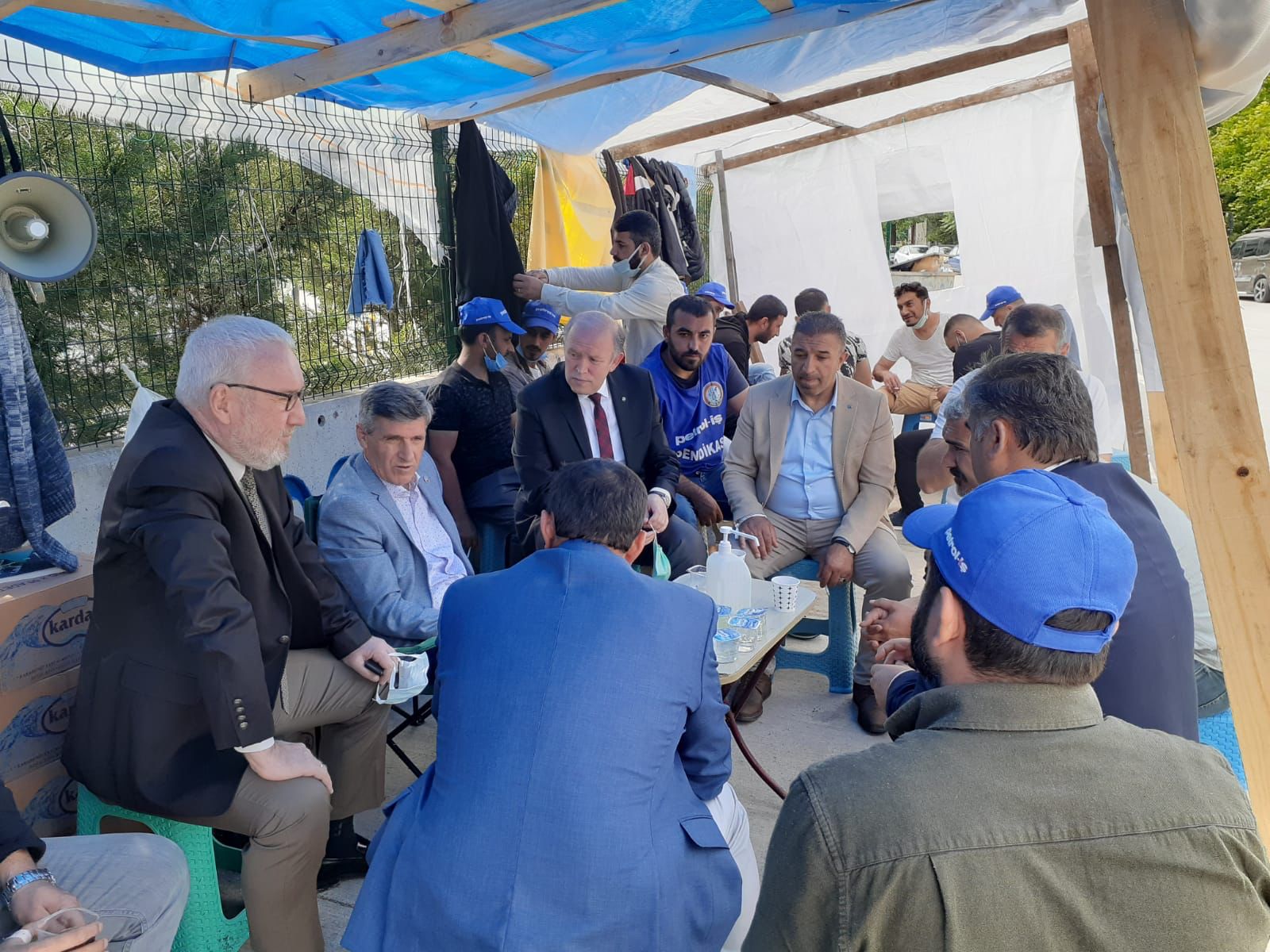 Merkez Yöneticilerimiz Nedex Grevcileriyle Birarada