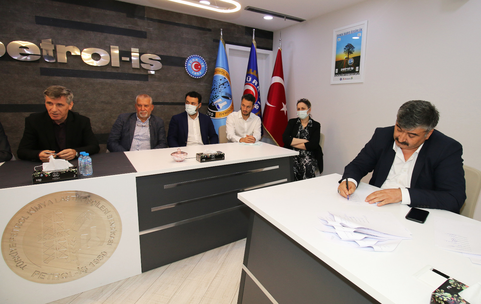 Plascam Plastik ve Plascam Kalıp İşyerlerinde TİS İmzalandı