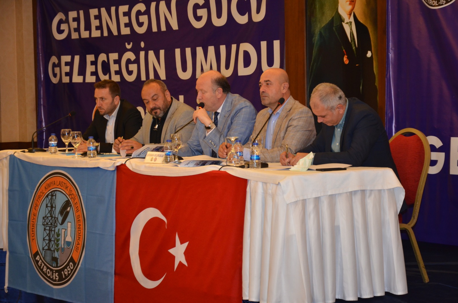 EMRAH YUNUS SARUHAN ŞUBE BAŞKANI OLDU