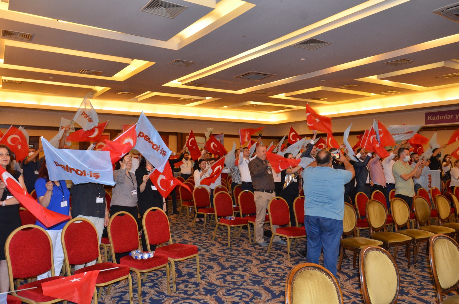 EMRAH YUNUS SARUHAN ŞUBE BAŞKANI OLDU