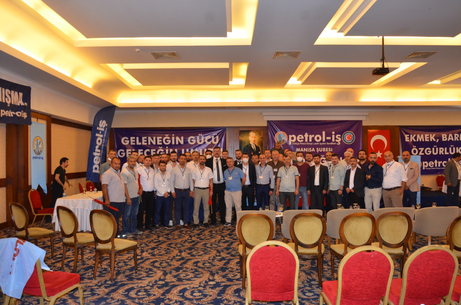 EMRAH YUNUS SARUHAN ŞUBE BAŞKANI OLDU