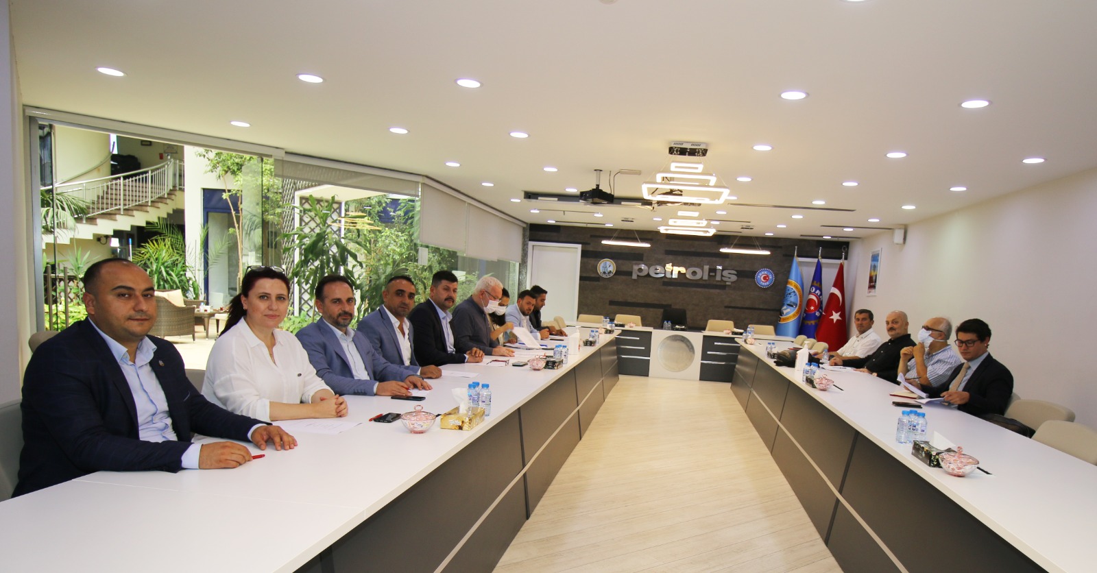 Manisa Şubemizde Örgütlü SP Ege’de TİS Görüşmeleri Devam Ediyor