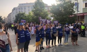 Gebze’de Kadınlar İstanbul Sözleşmesi İçin Basın Açıklaması Yaptı