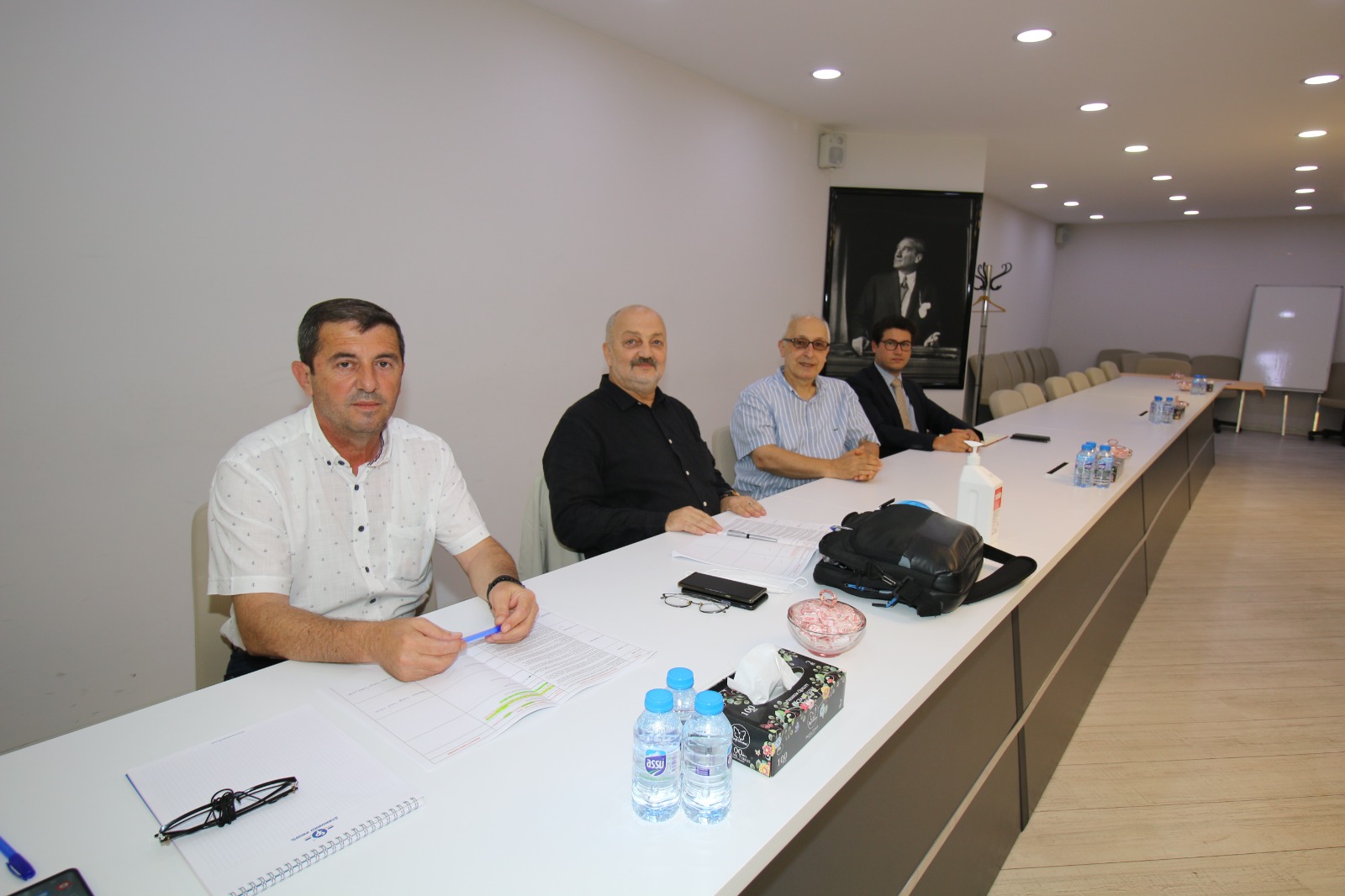 Manisa Şubemizde Örgütlü SP Ege’de TİS Görüşmeleri Devam Ediyor