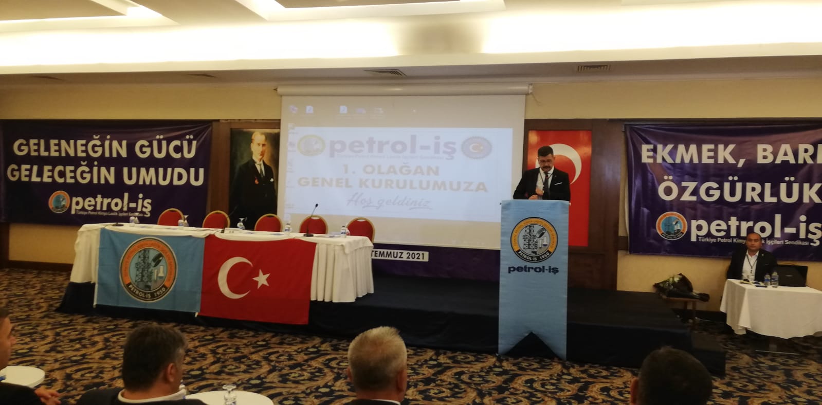 EMRAH YUNUS SARUHAN ŞUBE BAŞKANI OLDU