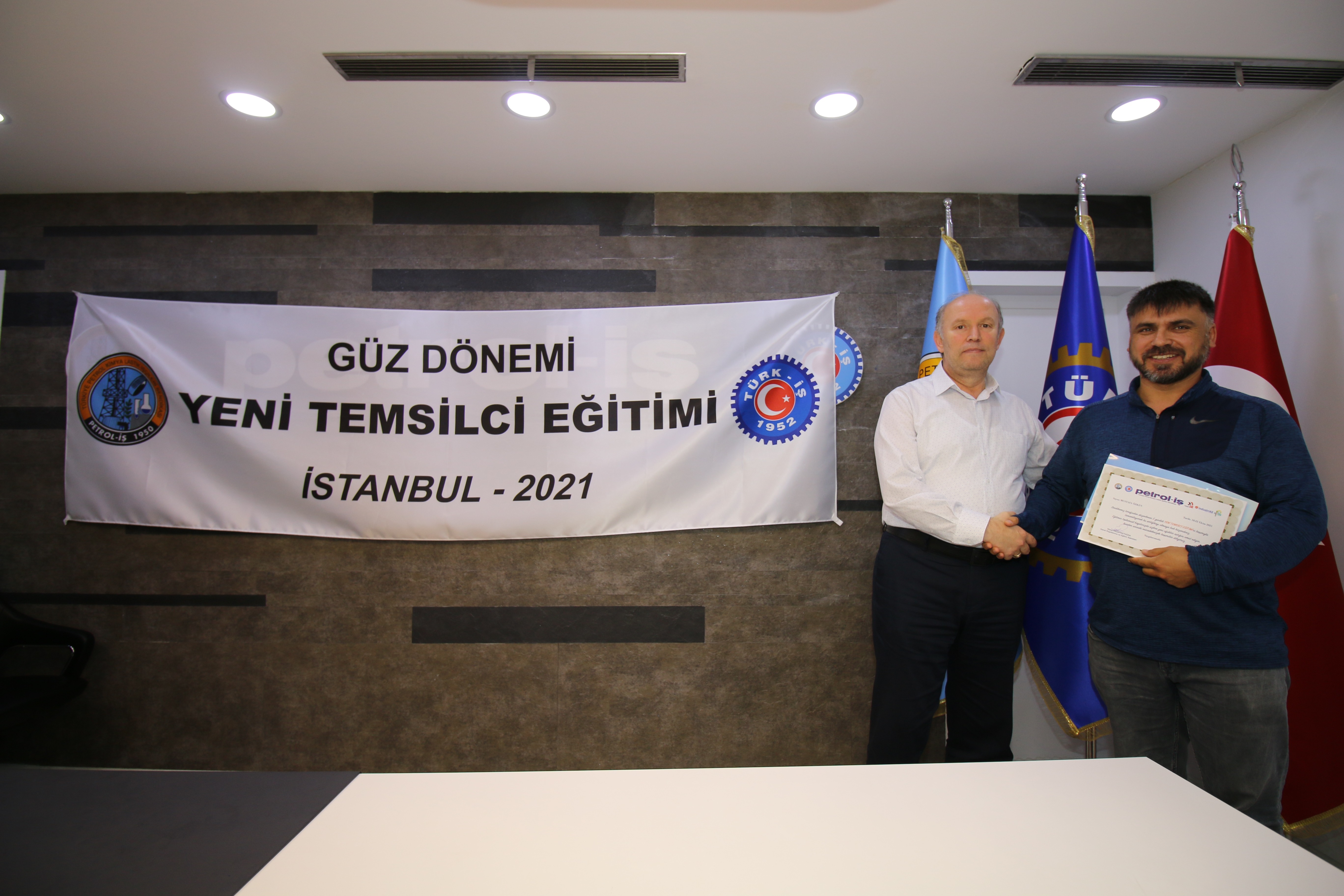 Elba Bant’ta TİS İmzalandı