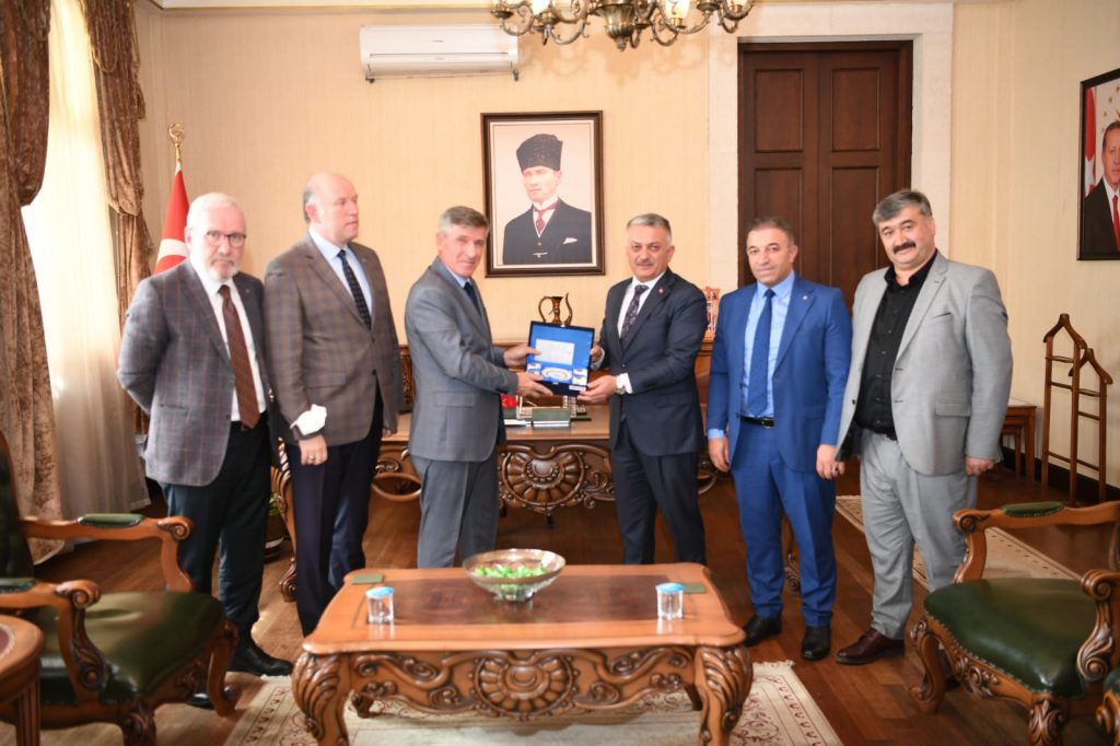 Merkez Yönetim Kurulumuzdan Antalya Valiliğine Ziyaret