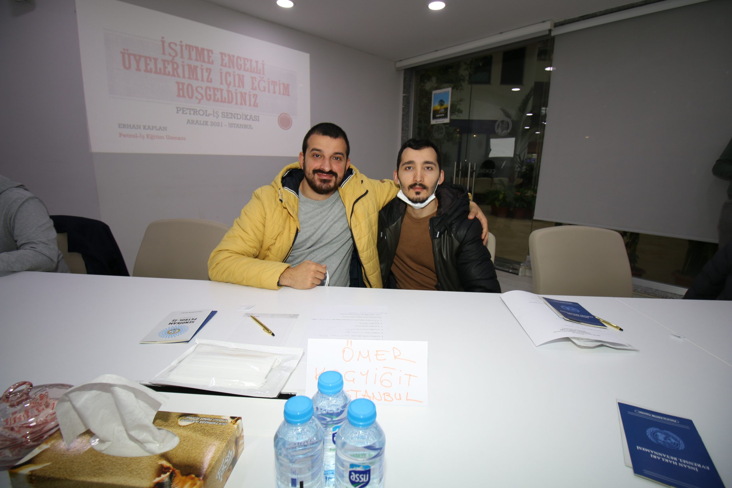 Türkiye’de Sendikal Alanda İlk Kez İşitme Engelli Üyeler İçin Sendikal Eğitim Yapılıyor