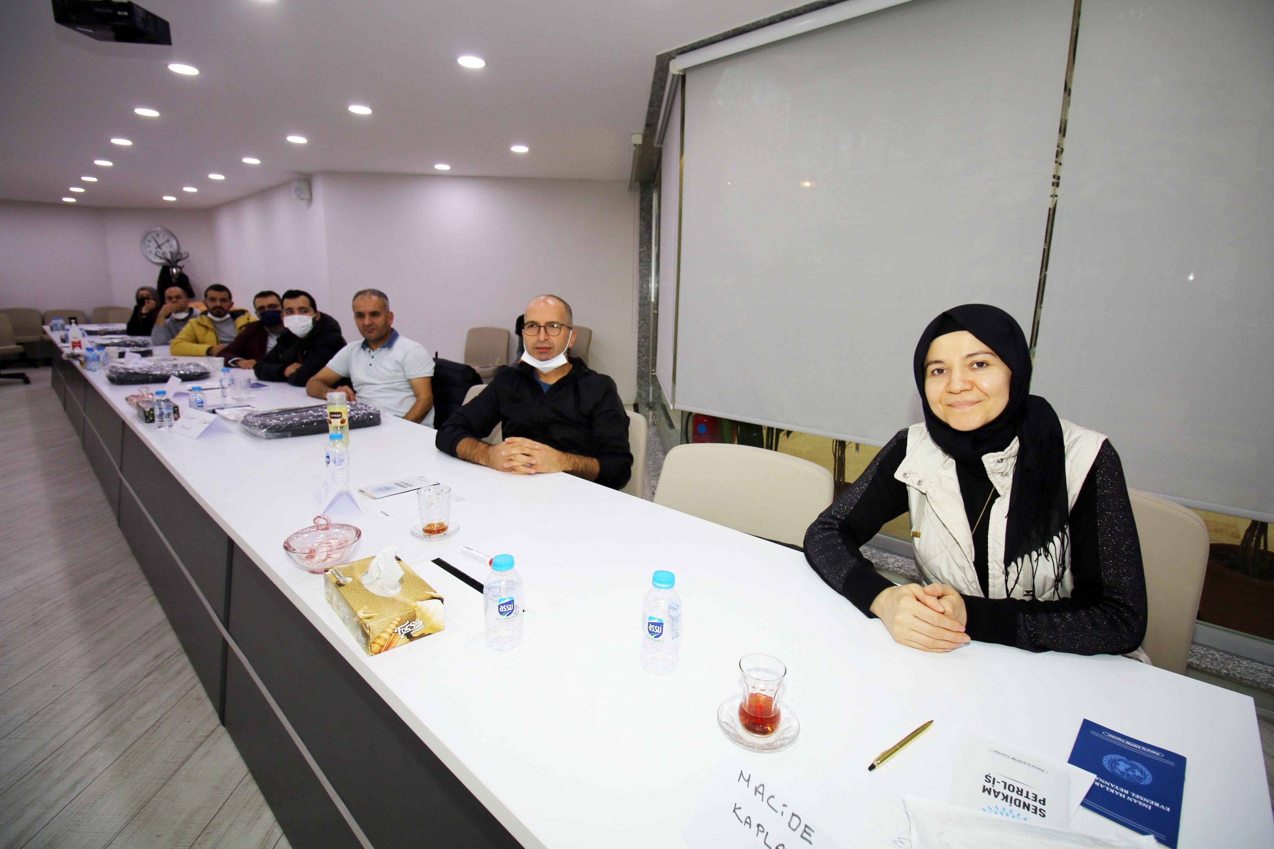 Türkiye’de Sendikal Alanda İlk Kez İşitme Engelli Üyeler İçin Sendikal Eğitim Yapılıyor