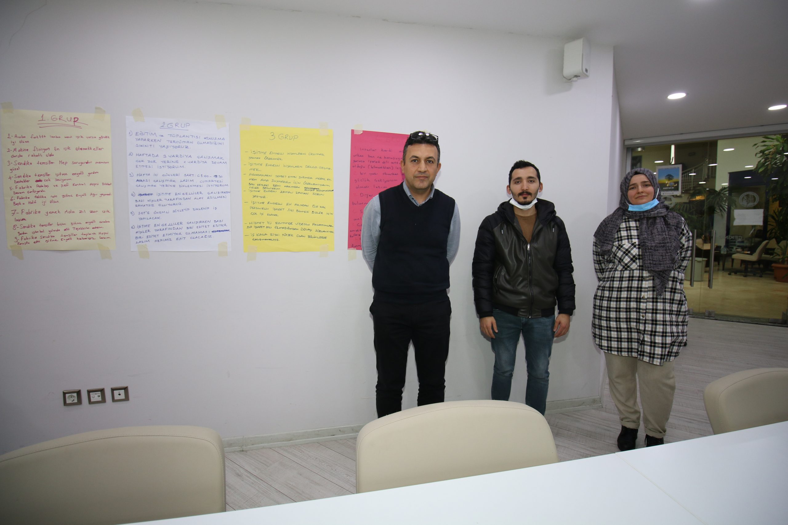 Türkiye’de Sendikal Alanda İlk Kez İşitme Engelli Üyeler İçin Sendikal Eğitim Yapılıyor