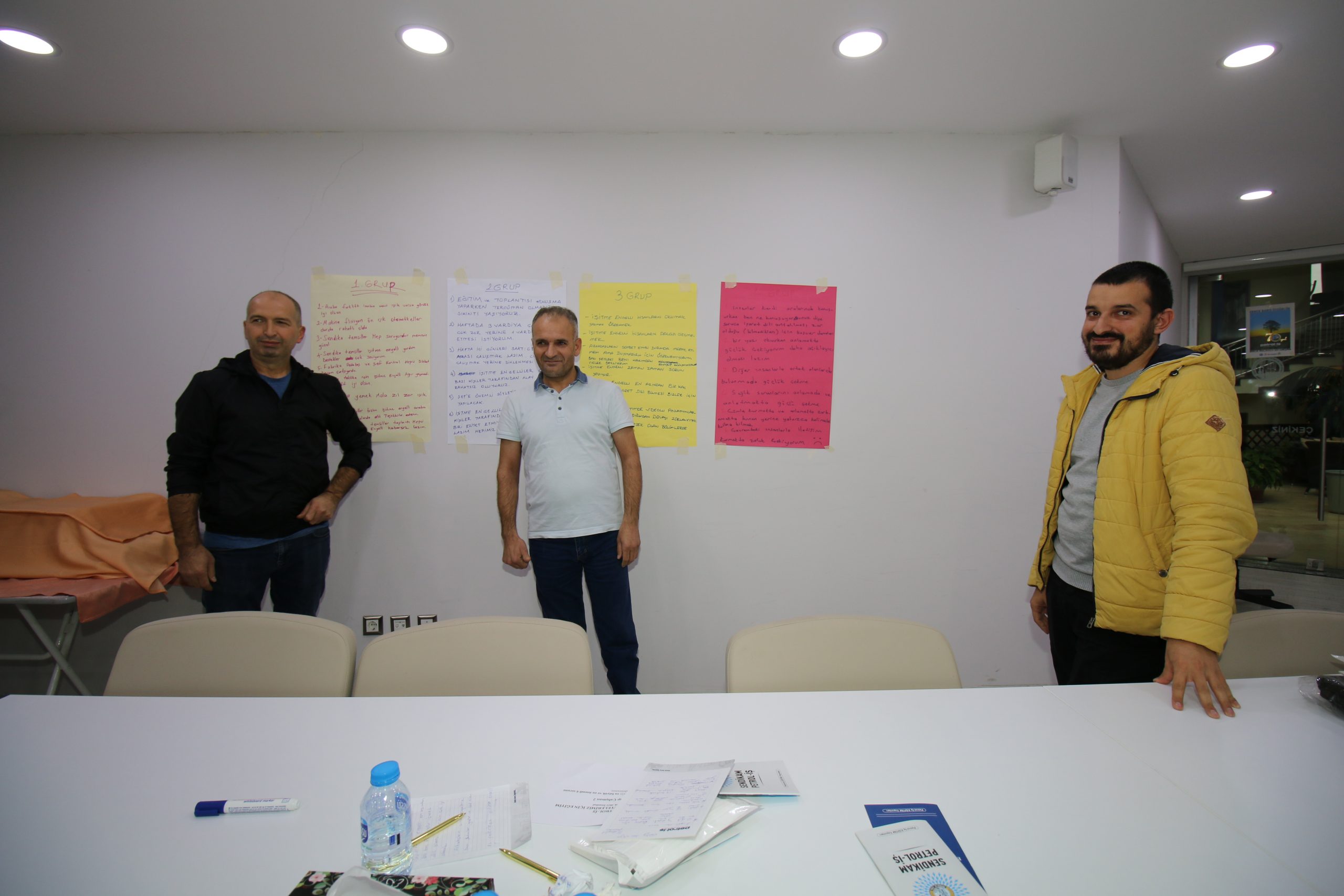 Türkiye’de Sendikal Alanda İlk Kez İşitme Engelli Üyeler İçin Sendikal Eğitim Yapılıyor