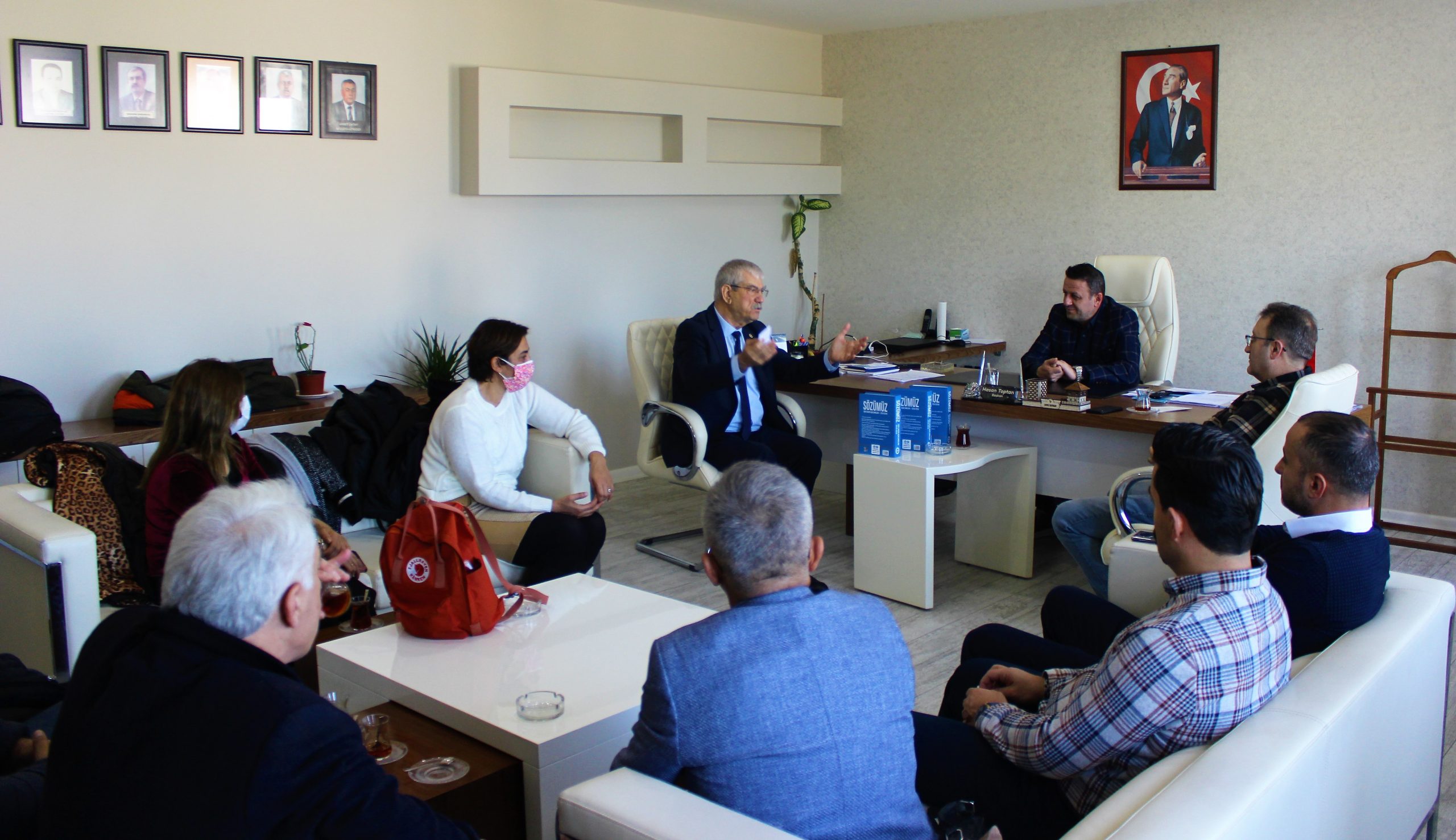 CHP 27. Dönem İzmir Milletvekili Kani Beko Aliağa Şubemizi Ziyaret Etti