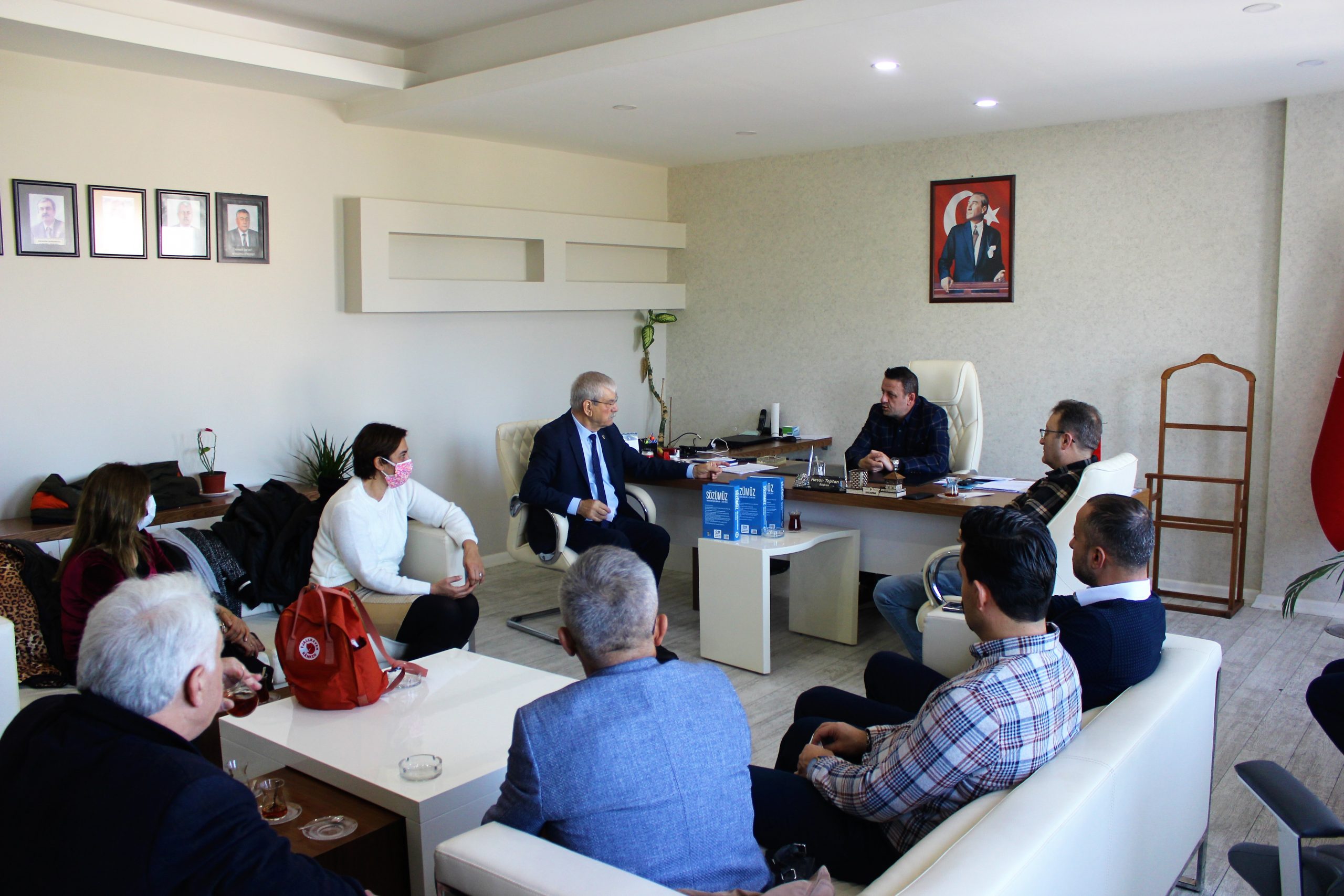 CHP 27. Dönem İzmir Milletvekili Kani Beko Aliağa Şubemizi Ziyaret Etti